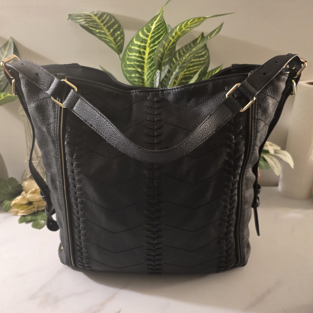 Steve Madden Black Textured Shoulder Bag